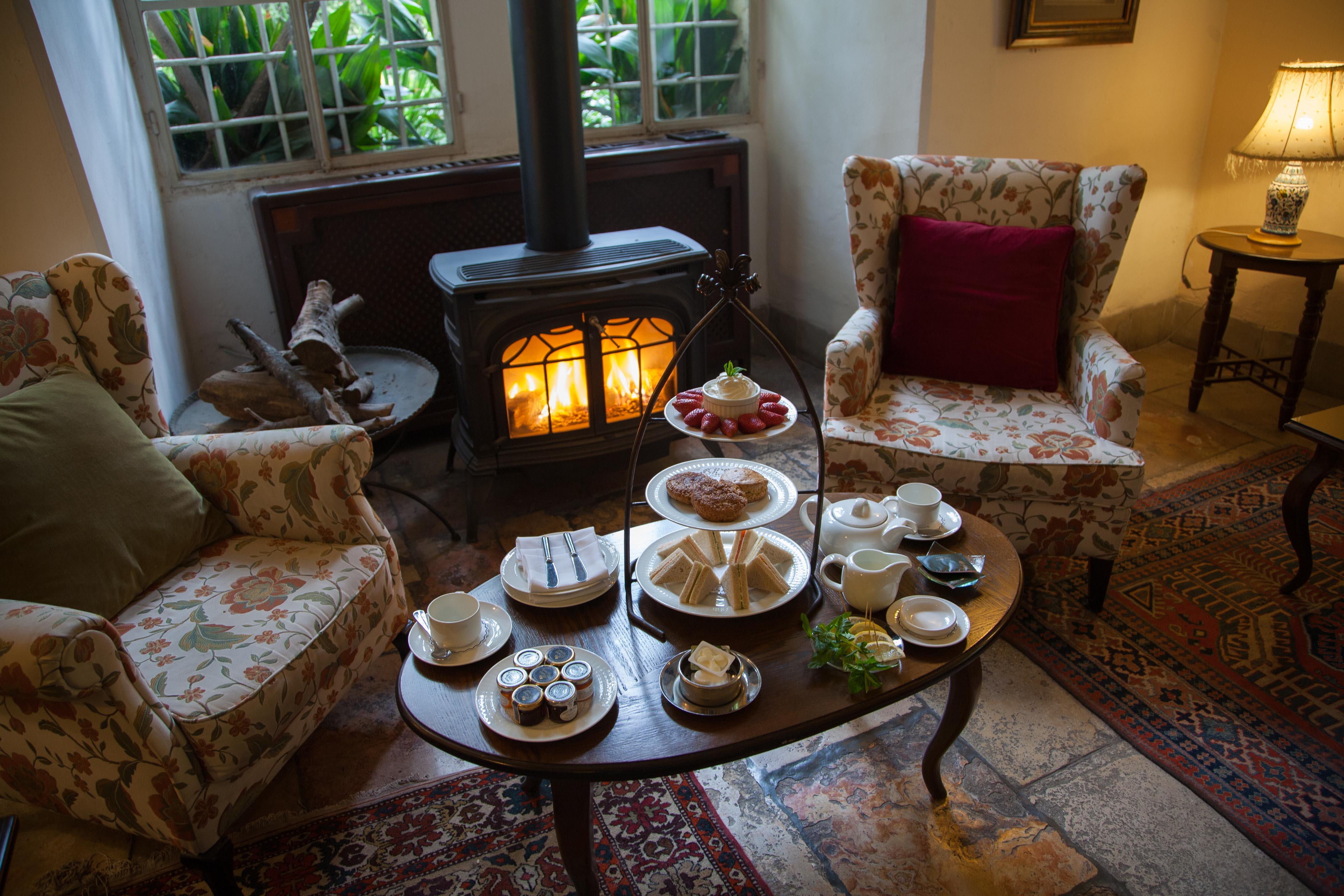 美洲侨民酒店-全球奢华精品酒店 耶路撒冷 外观 照片 Afternoon tea at the Victoria Falls Hotel